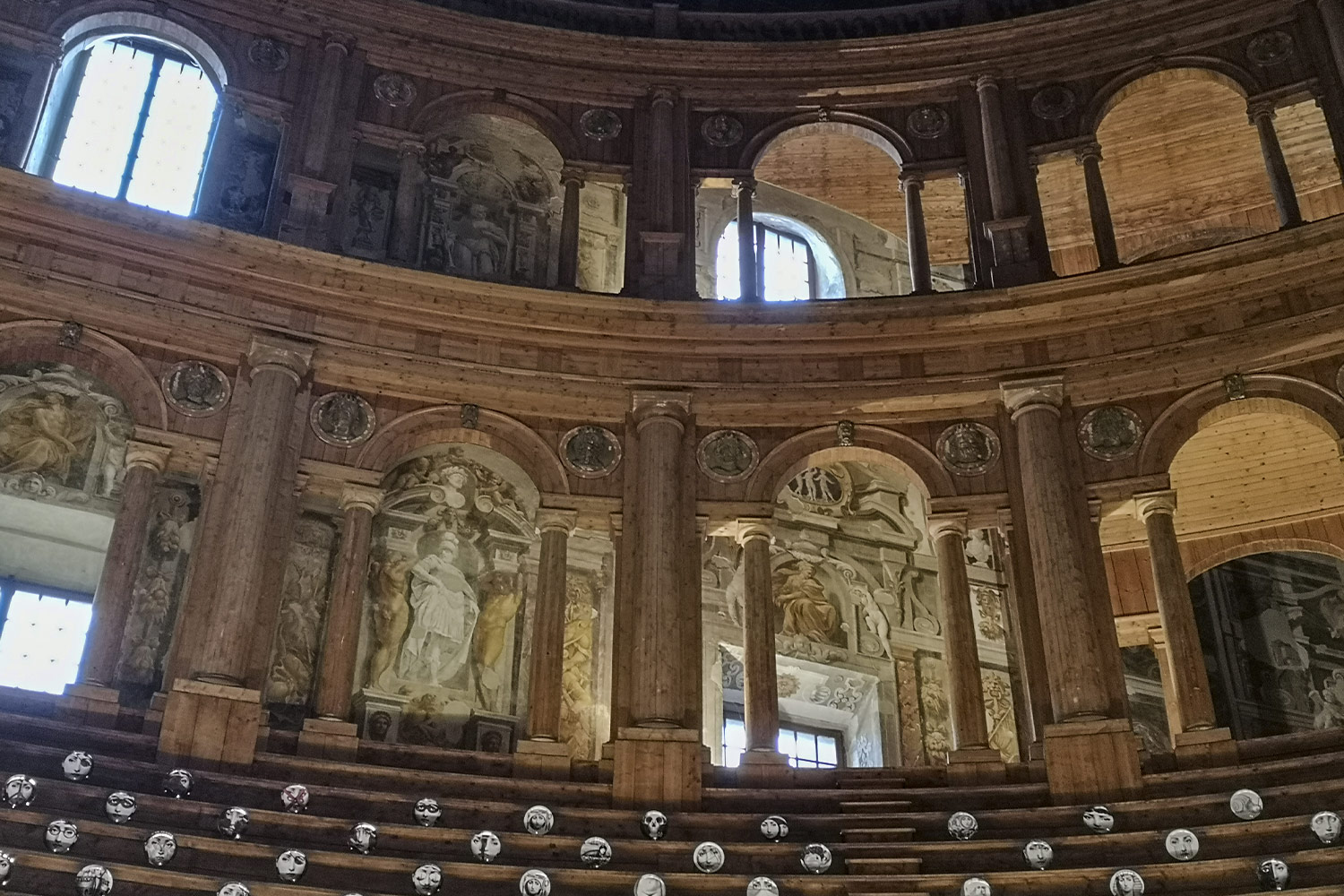 Pitture Teatro Farnese