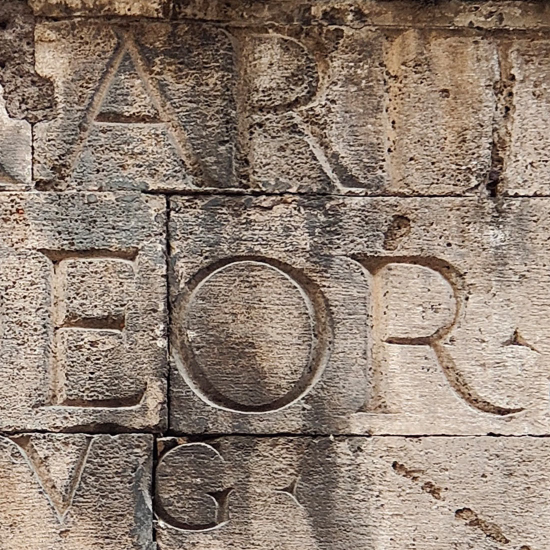 Lettering iscrizione roma